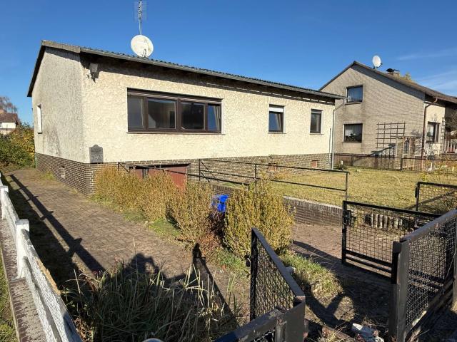 1 Familienhaus mit Garage in ruhiger Lage von Süpplingenburg sucht handwerklich begabten Liebhaber
