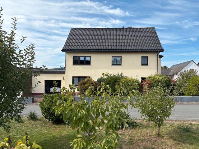 1 Familienhaus mit viel Platz fertig zum Einzug provisionsfrei