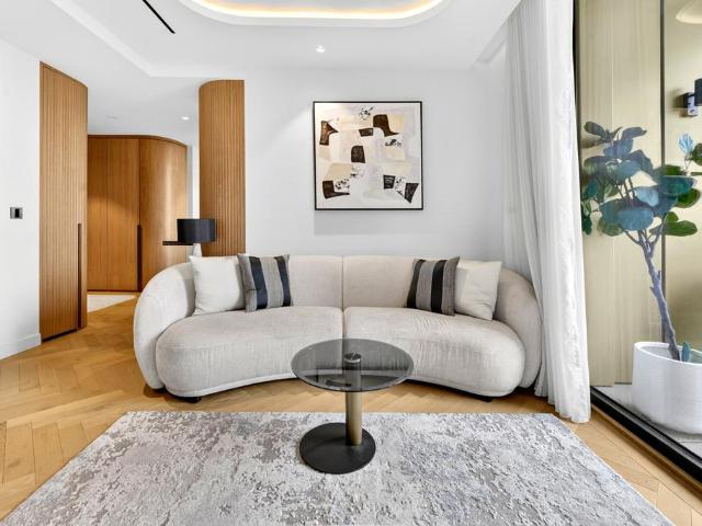 1 Fareham Street, London, London, W1F 3 bed apartment to rent £7,348 pcm £1,696 pw