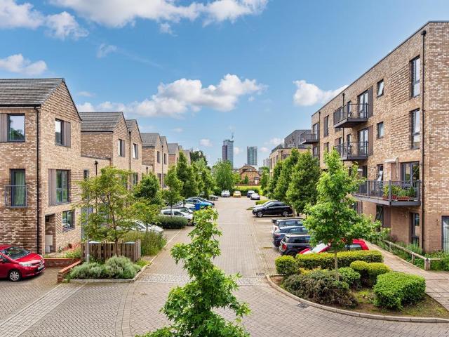 1 Fisher Close, London, SE16 5AE, United Kingdom | 2 bed apartment for rent #140800314 | Rentberry