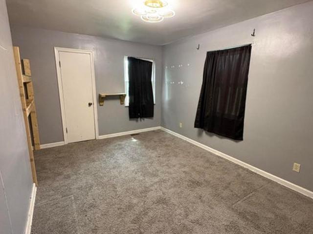 1 Garnett Avenue