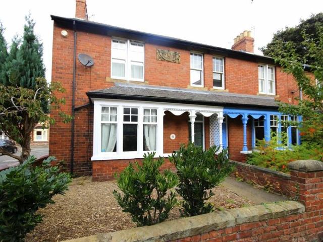 1 Gladstone Villas, Durham City 4 bed private hall to rent £819 pcm £189 pw
