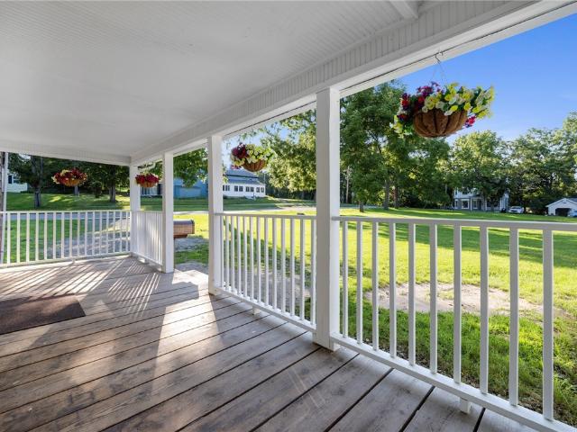 1 Glen Morris Avenue