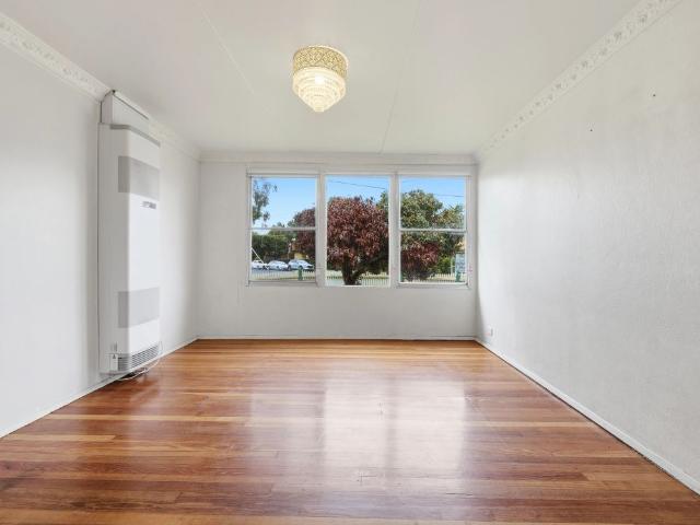 1 Gossamer Street, WERRIBEE