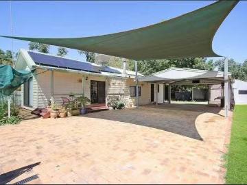Walla Walla, Greater Hume, Victoria - Garden