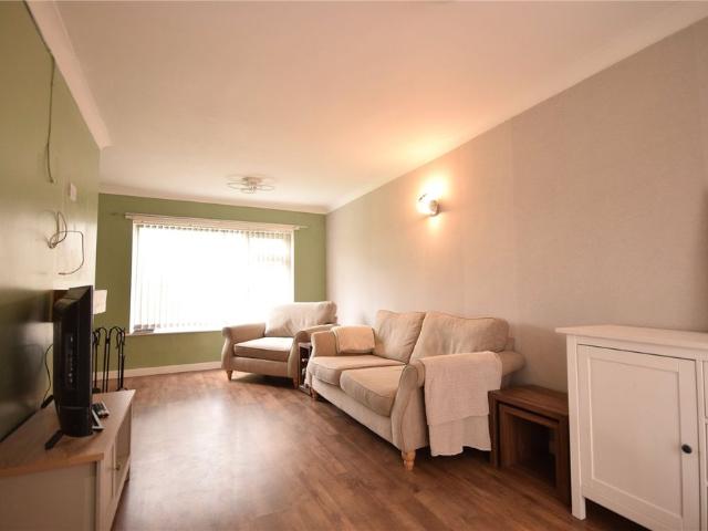 1, Green Avenue, Kippax, Leeds, West Yorkshire, LS25 7DP