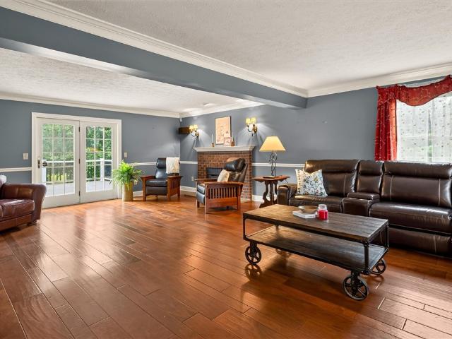 1 Hurlingham Drive