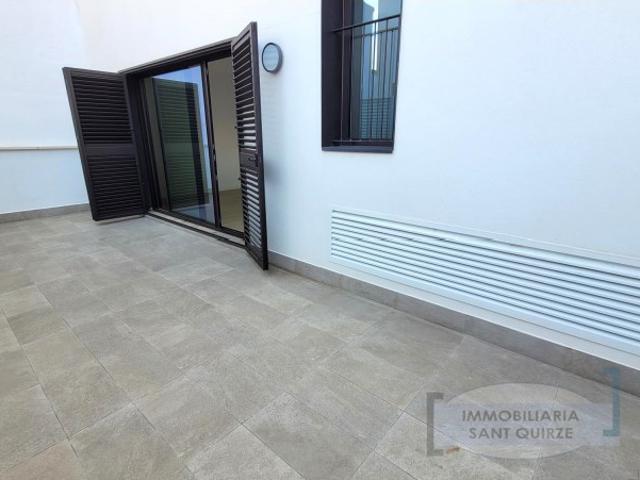 1 Hab patio 32m2. Obra nueva, entrega inmediata