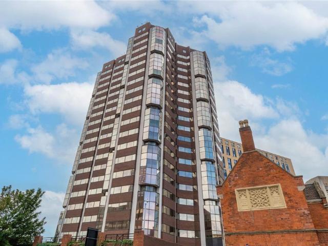 1 Hagley Road, Birmingham, West. 2 bed apartment to rent £995 pcm £230 pw