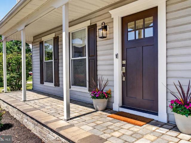 1 Hastings Court