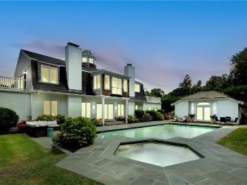 1 Harbor View Dr, Newport, RI 02840 | MLS #1412