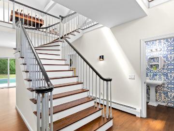 1 Harbor View Drive, Newport, US, RI