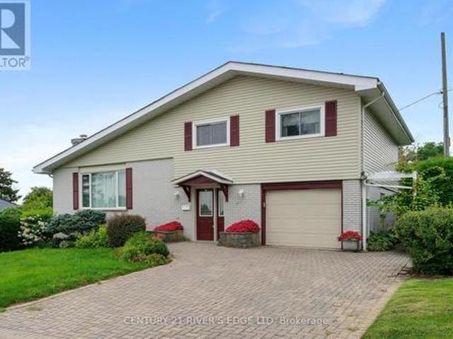 1 Hardy Crescent, Brockville, ON, K6V 3A2 house for sale | Listing ID X13664 | Royal LePage