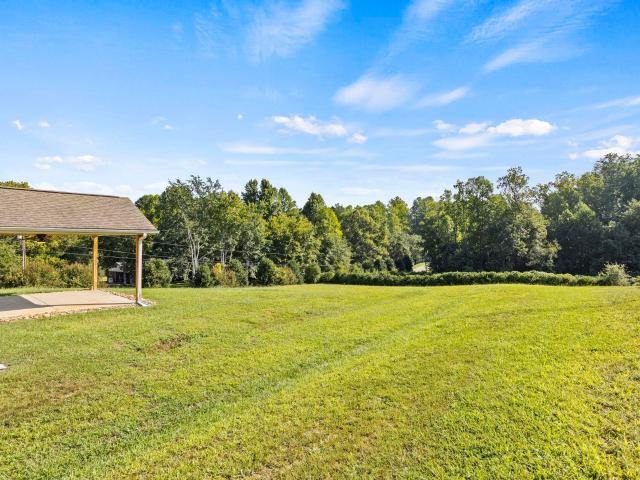 1 Hawkcrest Court