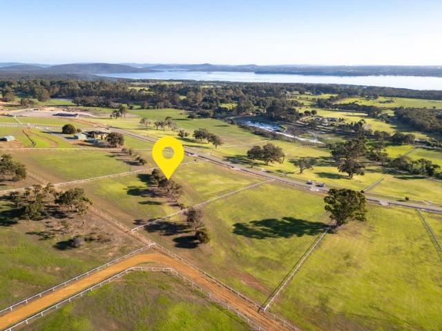 1 Hectare Lifestyle Blocks Available Grandview Heights Estate
