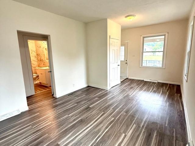 1 Hickory Avenue