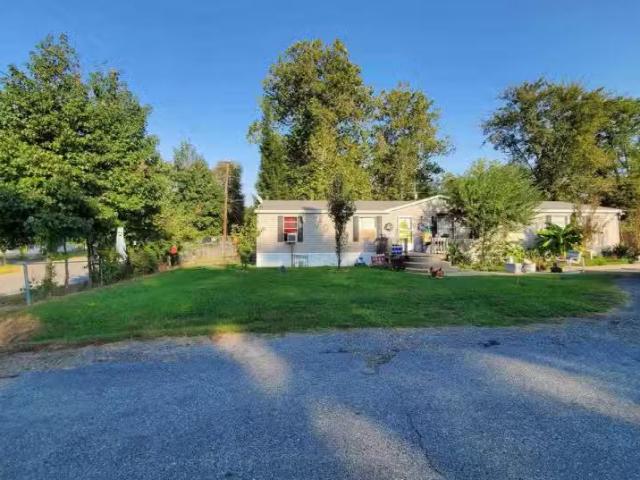 1 HILBURN ST, WARD, AR 72176