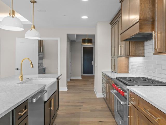 1 Hill Farm Road Unit 109, North Oaks, US, MN