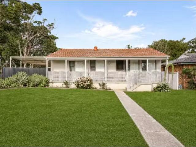 1 Holt Street, Doonside House for rent Listed by Olivia March.