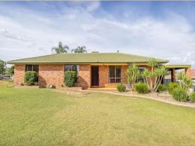 1 Ironbark Road, THURGOONA House for rent Listed by Rwac Leas.