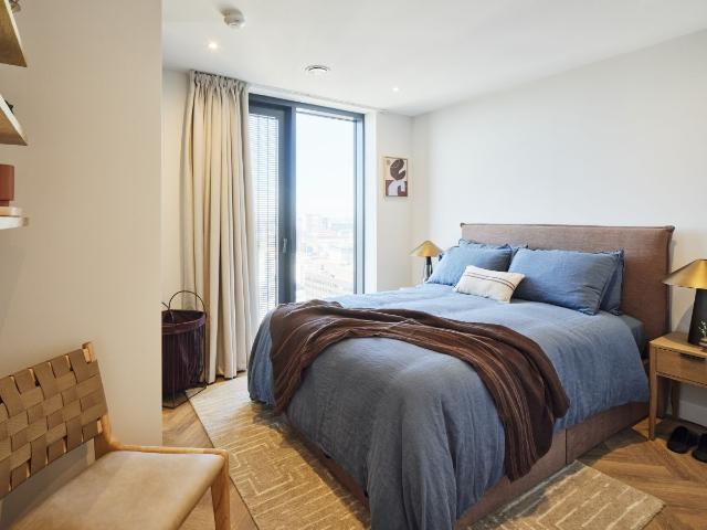 1 James Watt Queensway, Birmingham B4, 2 bed flat to rent, £1,975 pcm | PrimeLocation