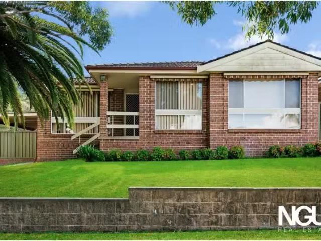 1 Lyall Avenue, DEAN PARK House for rent Listed by Malak Tefa.