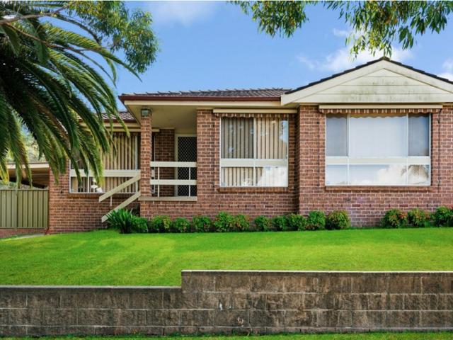 1 Lyall Avenue, DEAN PARK NSW 2761