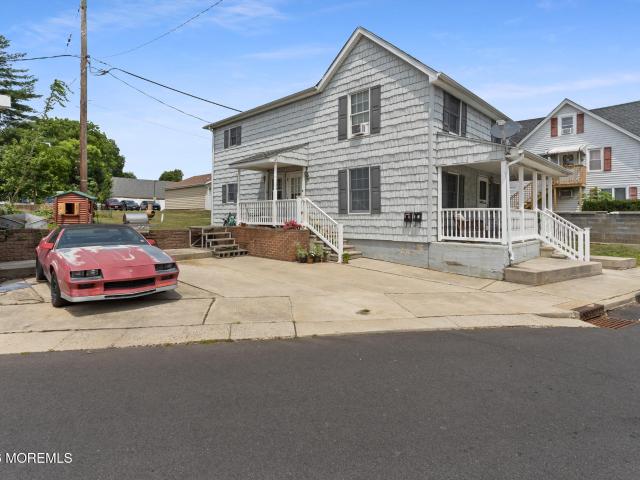 1 Lakeview Drive