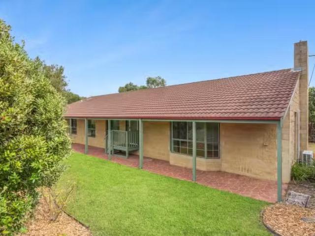 1 Lakes Entrance Drive, Point Lonsdale VIC 3225 House For Le.