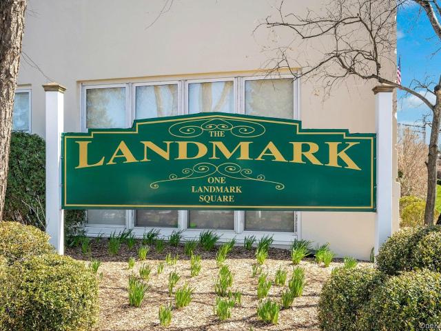 1 Landmark Square 621
