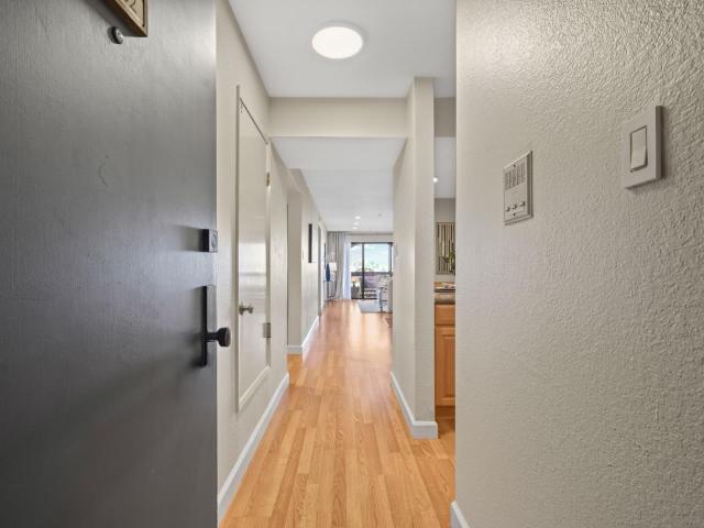 1 Laurel St, Unit 102, San Carlos, CA 94070 | MLS #ML82052