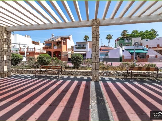 1ª LÍNEA DE PLAYA EN MÁLAGA, EL PALO