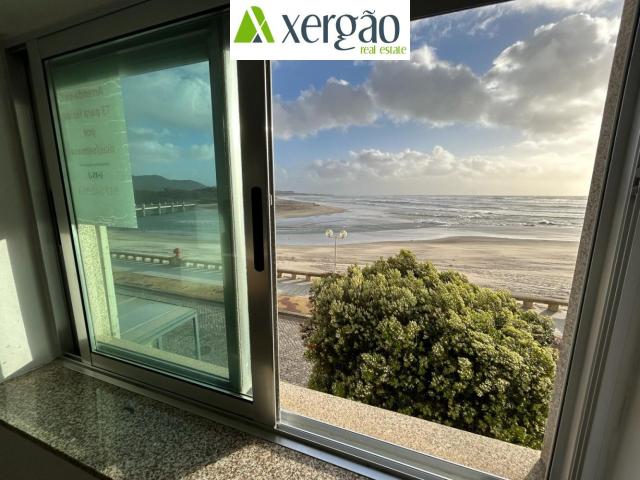 1ª Linha de Praia Vila praia de Âncora T3 Renovado