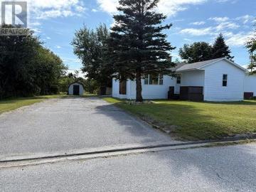 1 Park Avenue, Stephenville, NL, A2N 1E9 house for sale | Listing ID 1293 | Royal LePage