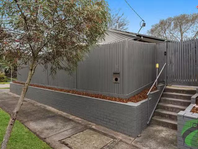 1 Paton Street, Frankston, VIC 3199