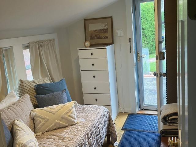 1 Pheasant Dr