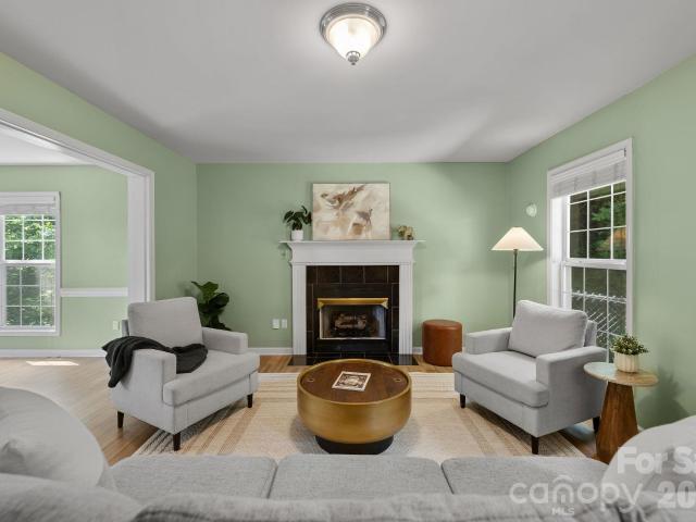 1 Pickwick Road