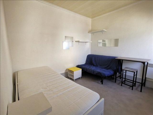 1 pièce Meublé 11,58 m² 6ème étage Colocation non autorisée