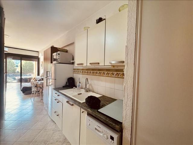 1 pièce Meublé 22 m² 3ème étage Colocation non autorisée