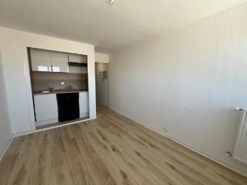 Appartement à louer à Le Clos Fleuri Marseille 5ème - Cuisine équipée