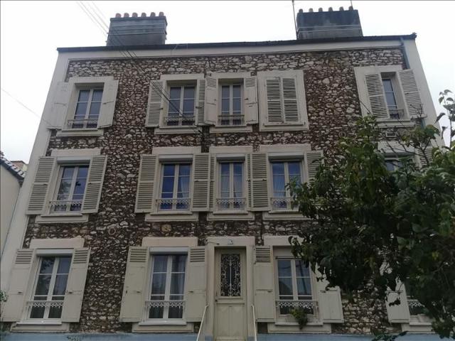 1 pièce 16 m² 1er étage Colocation non autorisée