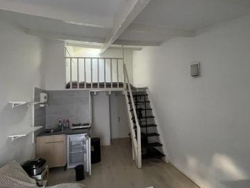 1 pièce, 17m² en location à Limoges 360 € par mois
