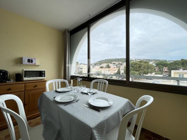 1 pièce, 19m², en location à Sete 363 € par mois