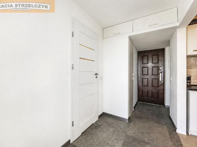 1 pokojowe mieszkanie z balkonem, ul. Smolna Warszawa, Śródmieście