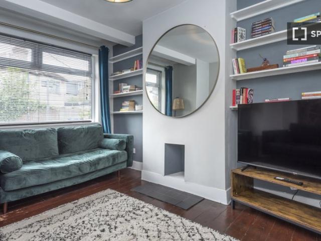 1 Pope Close, London, SW19 1TT, United Kingdom | 1 bed apartment for rent #136635948 | Rentberry