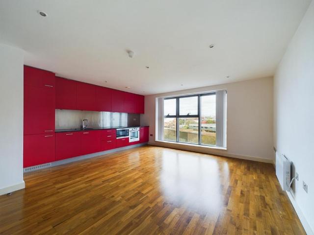 1 Princes Dock, 1 William Jessop Way, Liverpool, L3 1DJ, United Kingdom | 1 bed apartment for rent #118629672 | Rentberry
