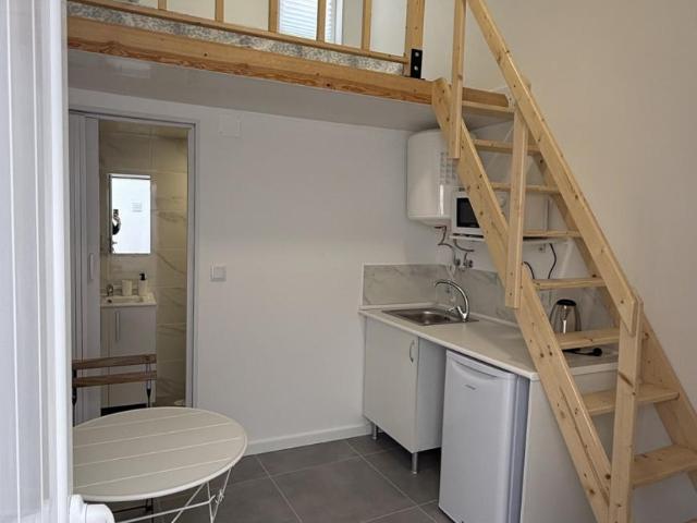 1 quarto, Almada Almada 105250786
