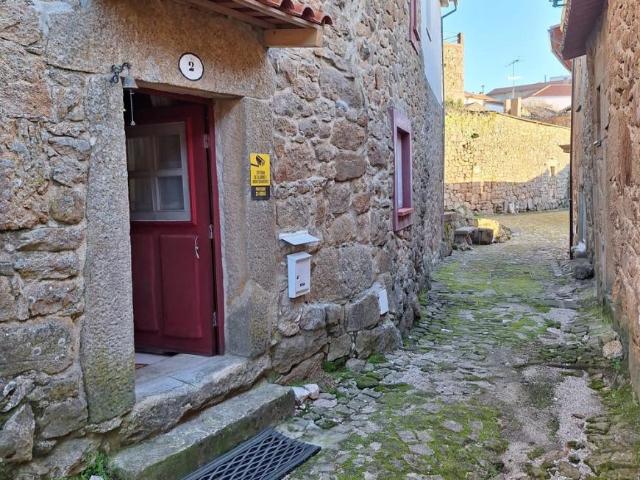 1 quarto, Castelo Mendo Castelo Mendo 104890009