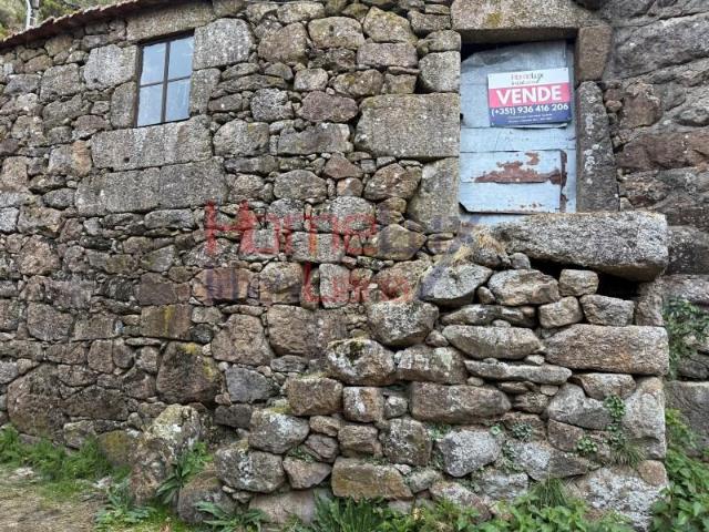 1 quarto, Castro Daire Castro Daire 104885476