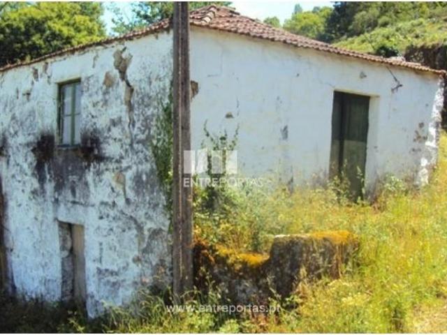 1 quarto, Cinfães Cinfães 105020675